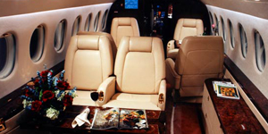 Falcon 2000 heavy jet interior