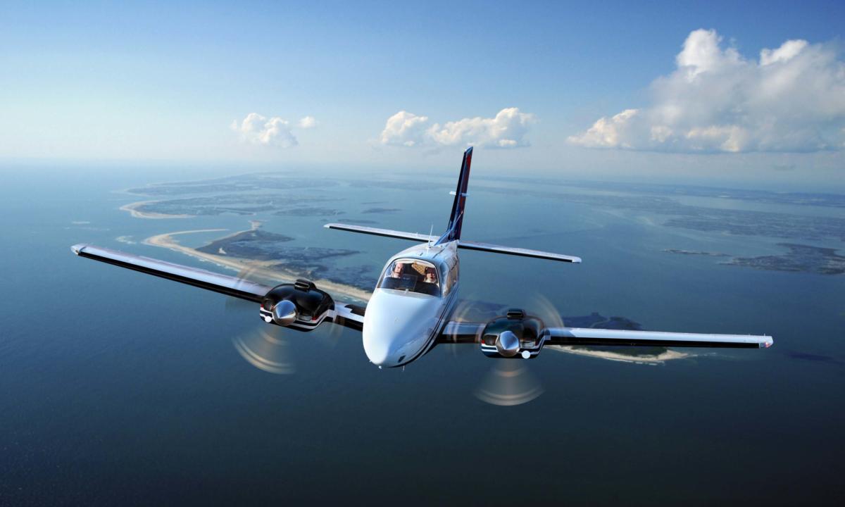 Beechcraft Baron G58 piston interior